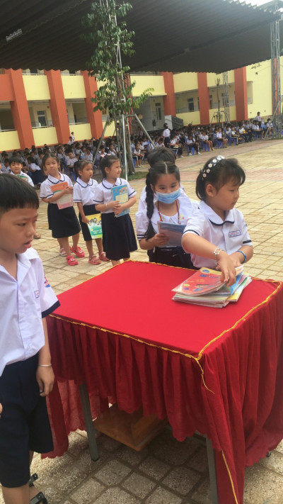 QUYÊN GÓP ỦNG HỘ SÁCH, TRUYỆN CHO THƯ VIỆN NĂM HỌC 2023-2024