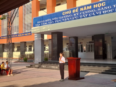 MỖI TUẦN MỘT CÂU CHUYỆN ĐẸP - MỘT CUỐN SÁCH HAY - MỘT TẤM GƯƠNG SÁNG