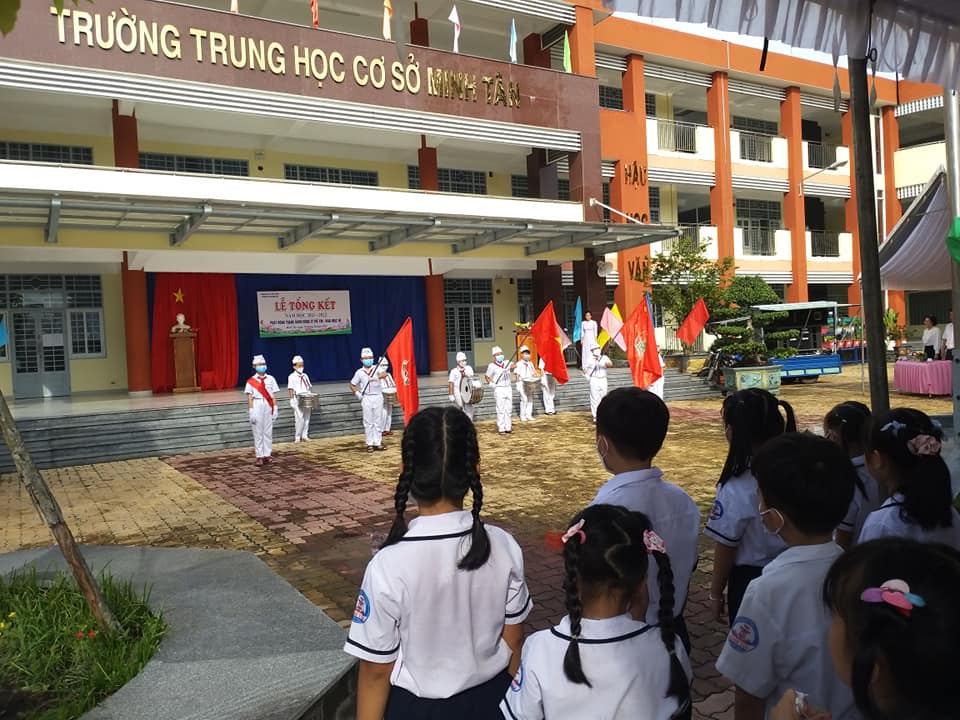 Nghi Thức Chào Cờ