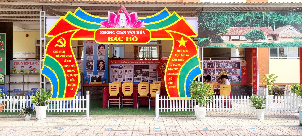Không gian văn hóa Hồ Chí Minh trường Tiểu học Minh Tân